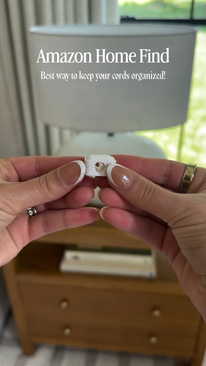 These are the best for keeping cords organized! One of those Amazon finds I didn’t know I needed, but now I use them all the time.

Comment “SEND” for the link sent to you 😊

Amazon finds
Amazon home finds
Amazon organization
Cord organizer
Cable organizer
Cable management

#AmazonFinds
#AmazonHome
#AmazonFavorites
#HomeOrganization
#OrganizationHacks