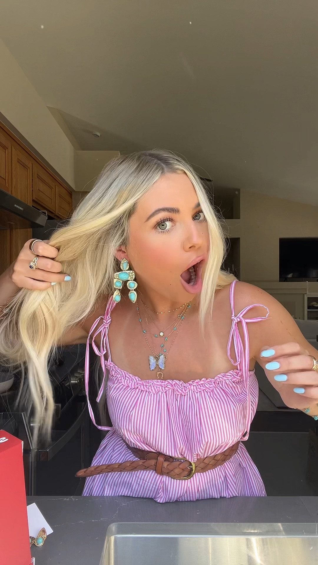 Jewelry unboxing!! -code Savannah15 for a lil discount 🩵

#LTKSaleAlert #LTKFindsUnder50 #LTKStyleTip