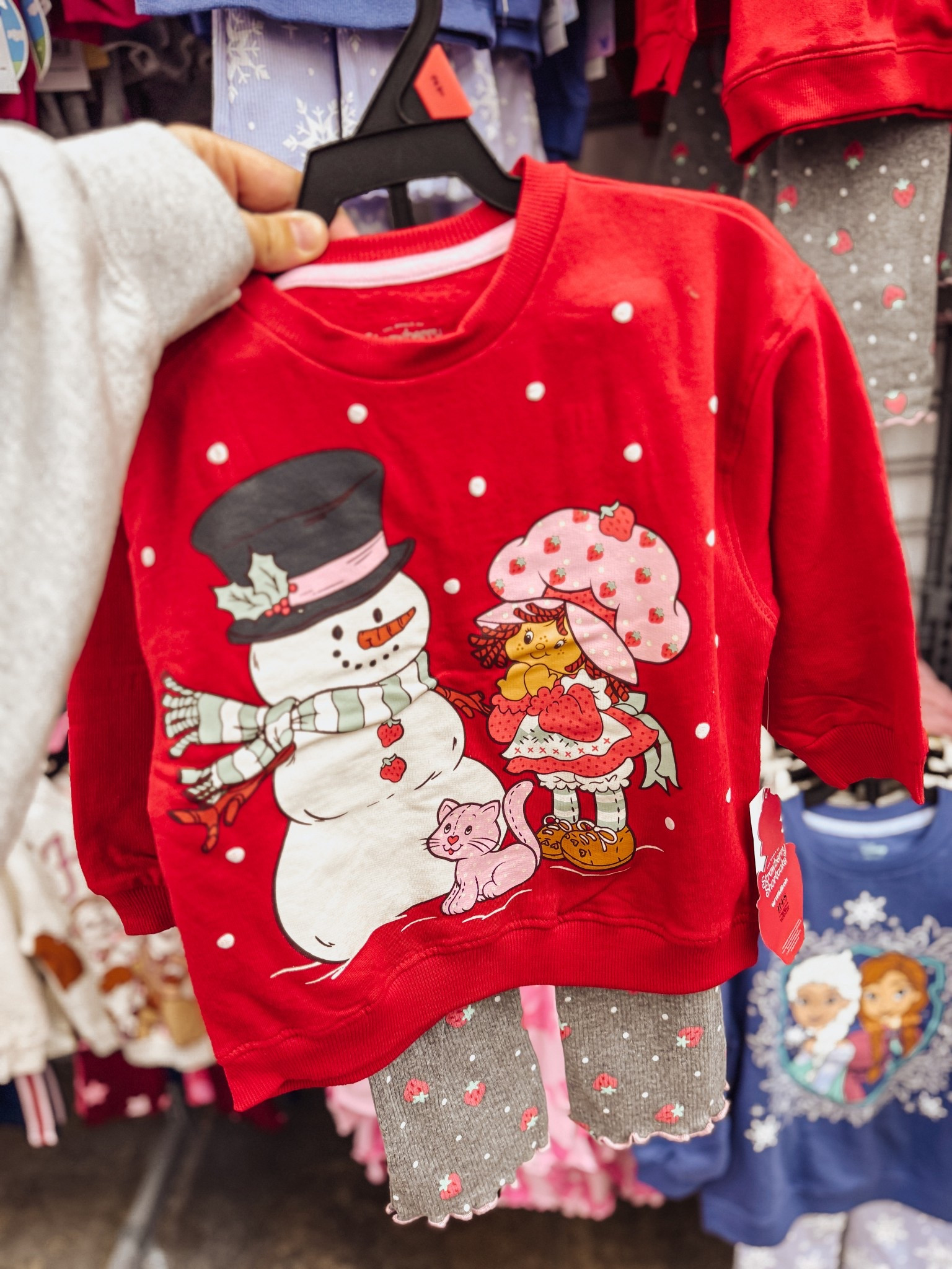 this is too cute 🍓❄️💗🎀

#LTKHoliday #LTKSeasonal #LTKKids
