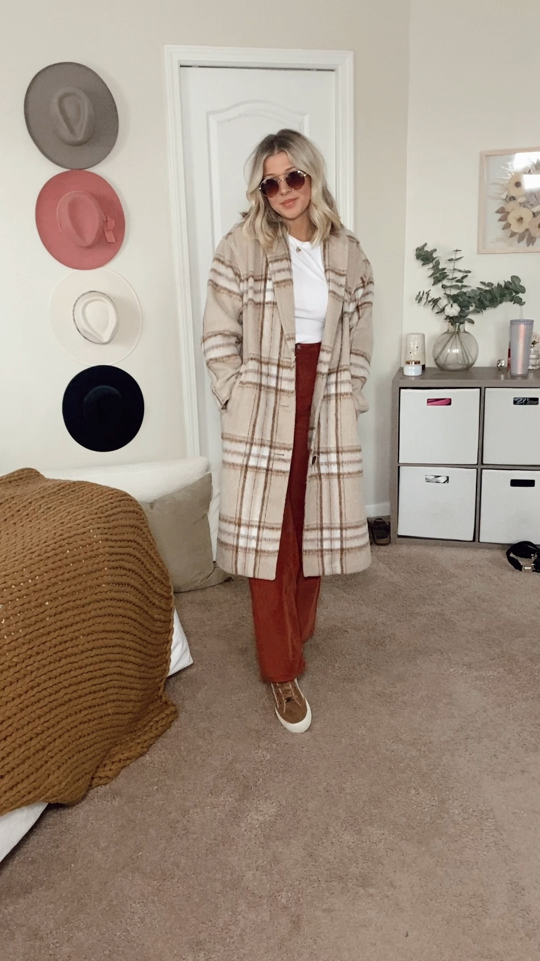 Fall fashion • fall OOTD • outfit inspo • fashion tips • plaid coat outfit • outfit ideas • 


#LTKsalealert #LTKshoecrush #LTKstyletip