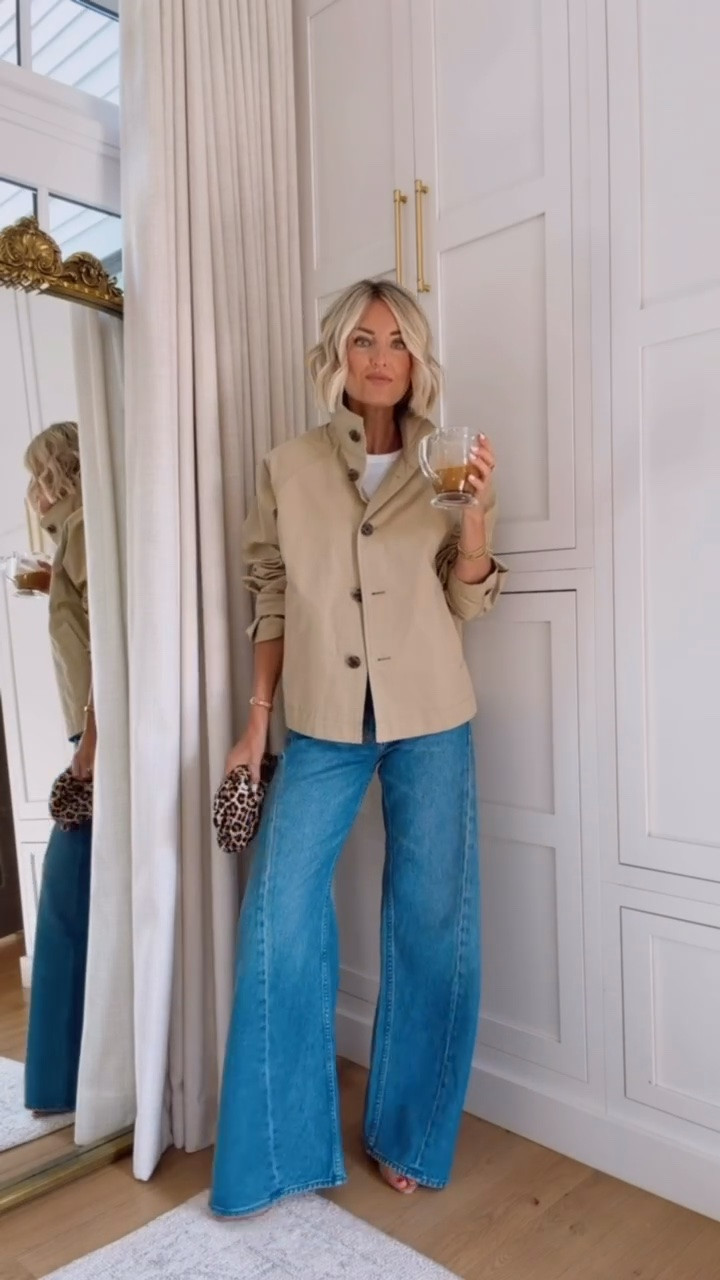 I am in love with this jacket! This is going to be a fall layer I pull for on repeat! It looks great with pants or worn with dresses! Wearing XS/25!

Loverly Grey, Loft, mother jeans, fall jacket, fall outfit, wide leg jeans, neutral jacket