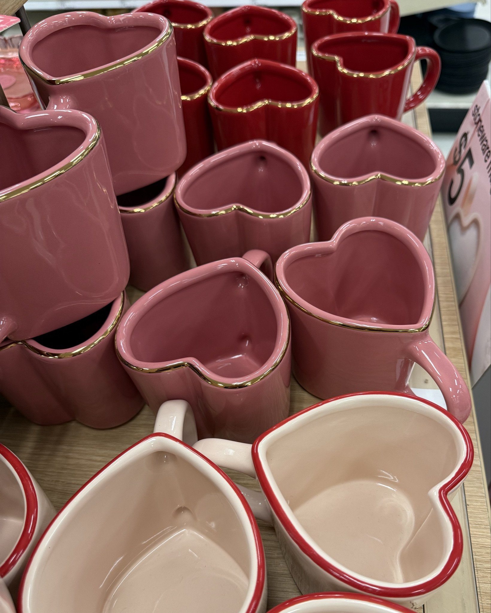 Target has the cutest Valentine’s Day mugs, decor and gifts! These sweet mugs are only $5. ❤️

#LTKFindsUnder50 #LTKSeasonal #LTKHome