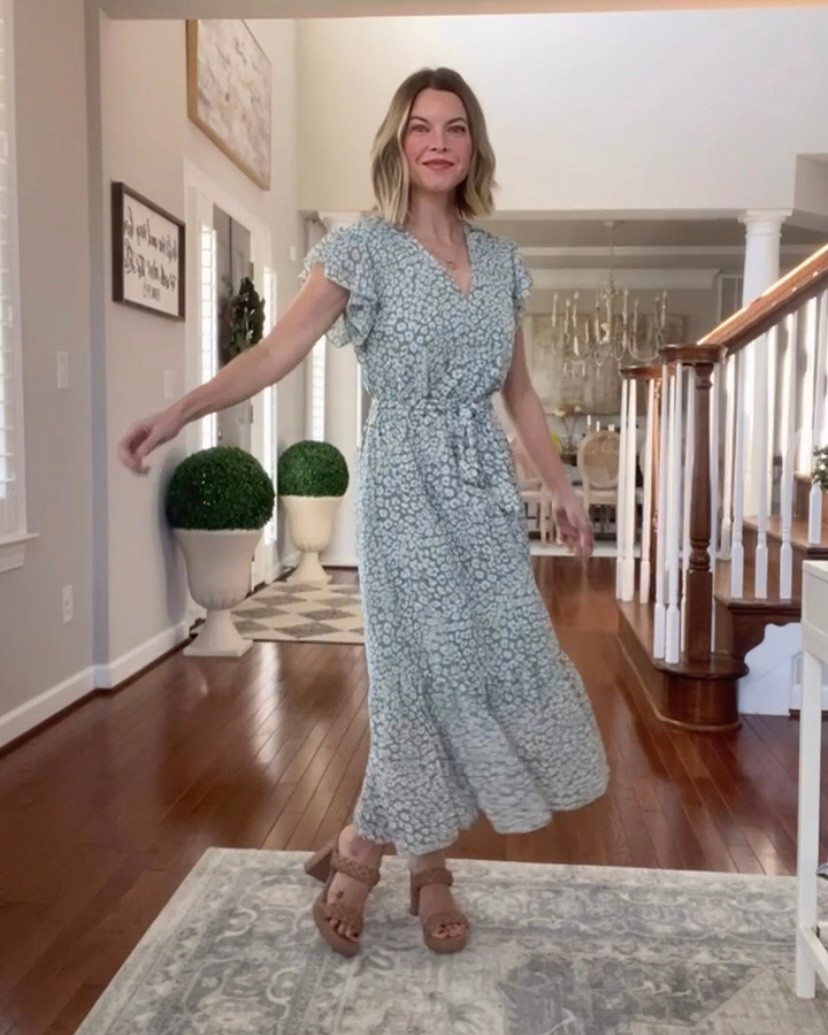 Amazon spring floral dress
#softautumn

#LTKFindsUnder50 #LTKPetite #LTKOver40