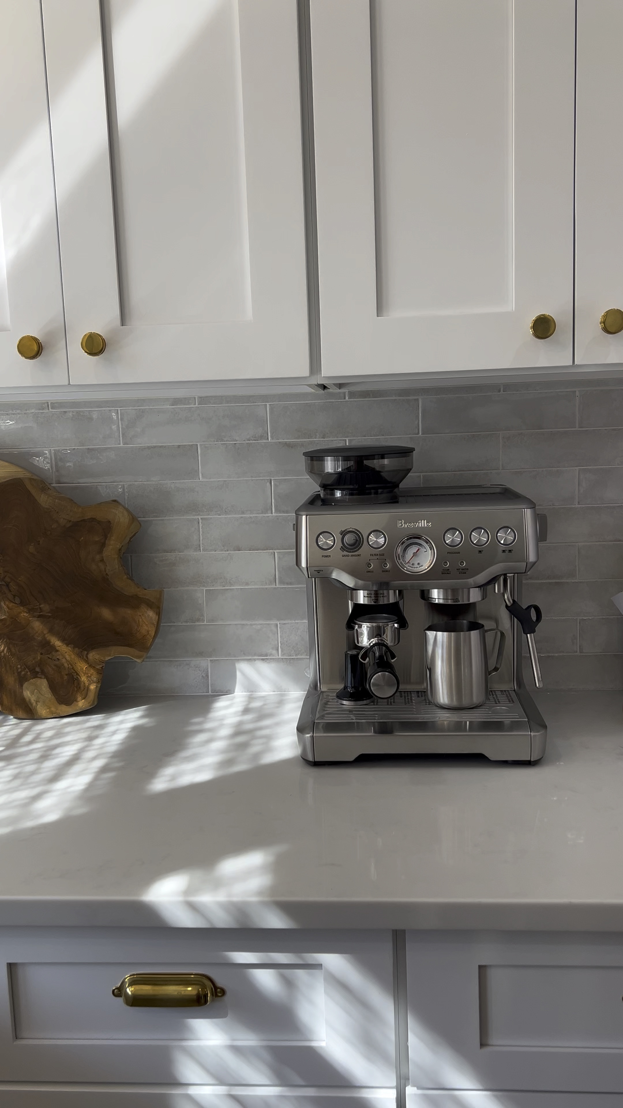Breville espresso machine 
Crate and barrel 
Coffee machine 


#LTKGiftGuide #LTKHoliday #LTKhome