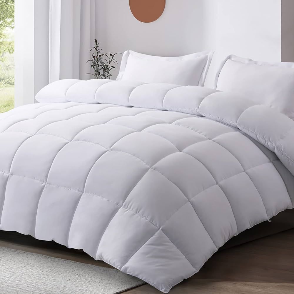 BEDHOURS Queen Comforter Set 3 PCs White Bed Comforter Set All Seasons Down Alternative Comforter... | Amazon (US)