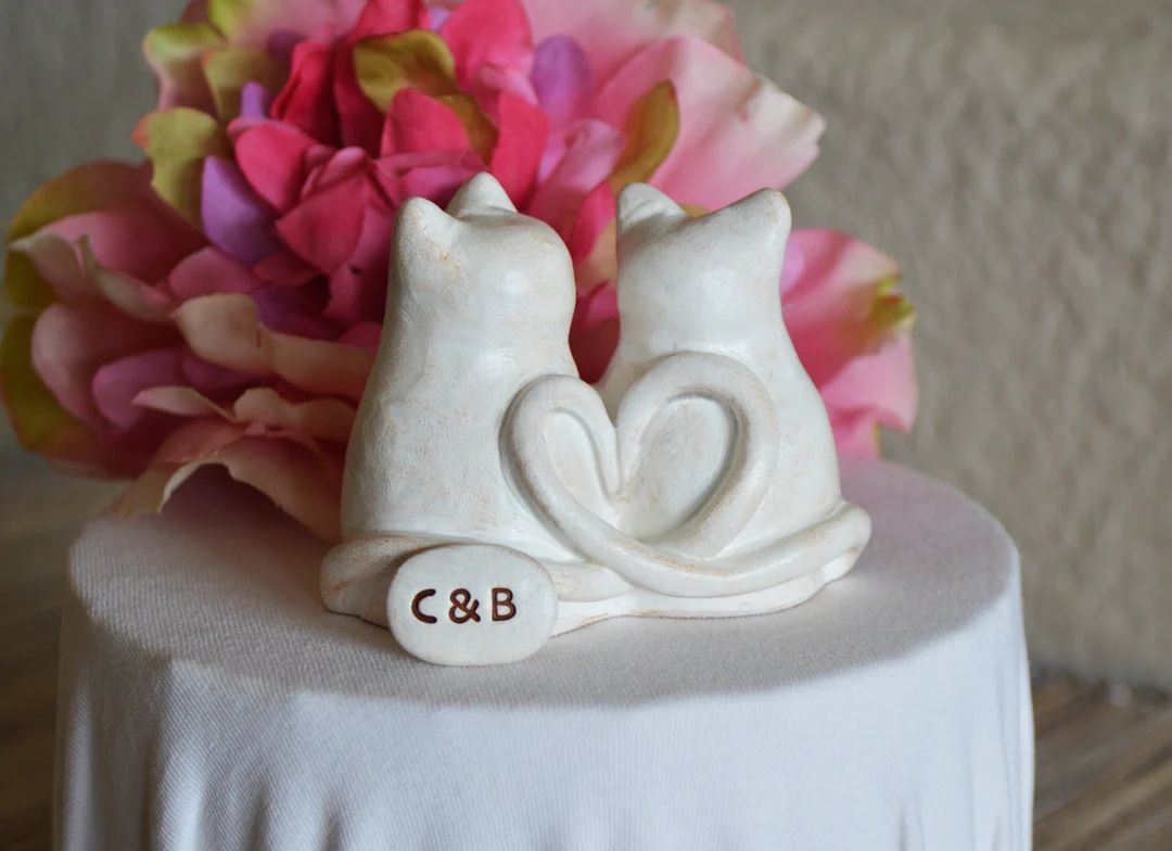 Cats Wedding Cake Topper Cute Anniversary Sweetheart Gift / Rustic Look White Kitties With Heart ... | Etsy (US)