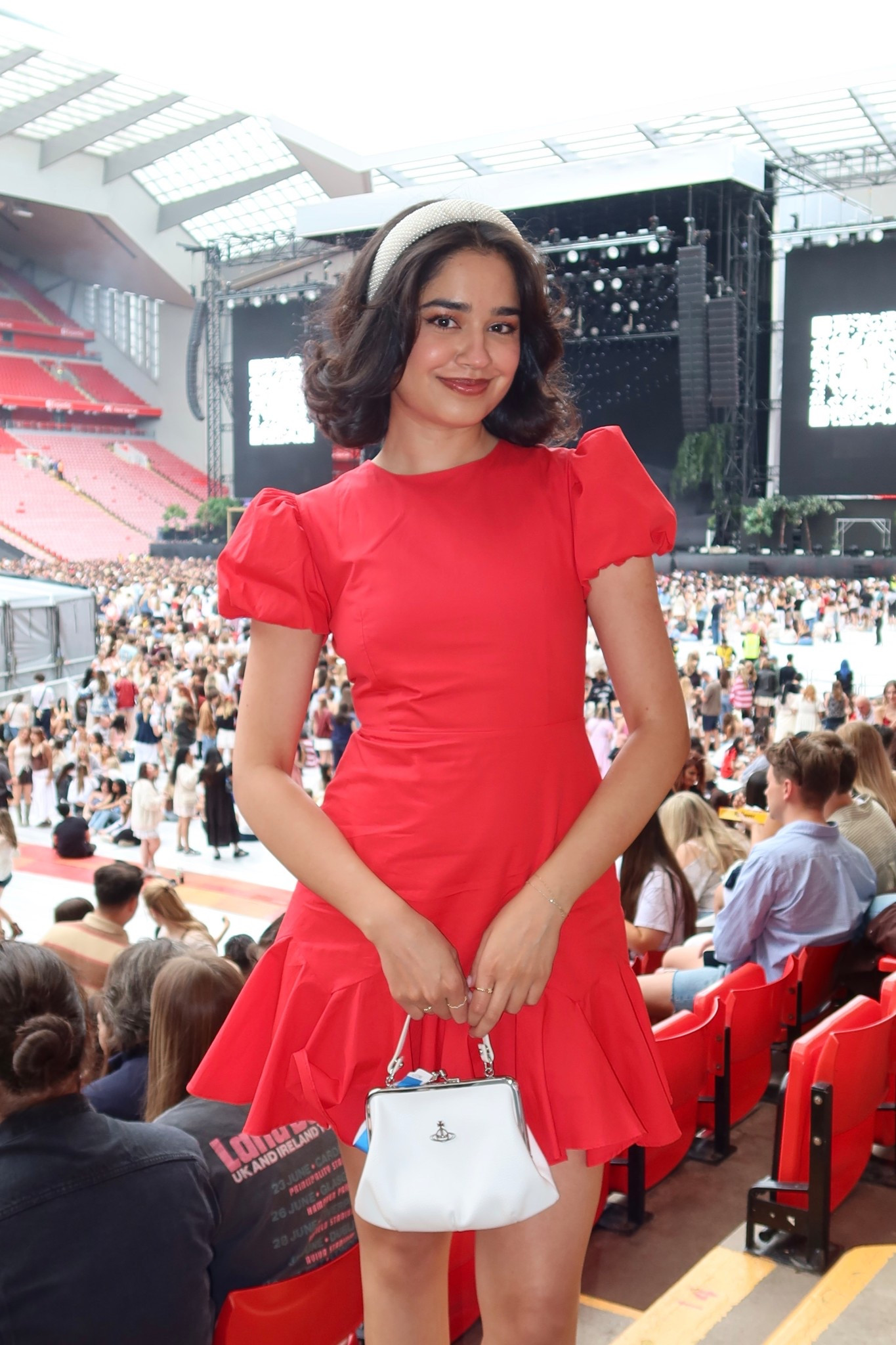 Red dress 

#LTKeurope #LTKuk #LTKdresses