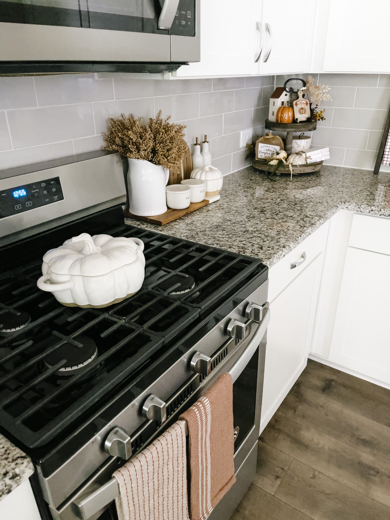 Fall kitchen decor, pumpkin serving bowl, pumpkin soup bowl, kitchen dish towels , tiered tray decor , fall decor 

#LTKhome #LTKfindsunder50 #LTKSeasonal