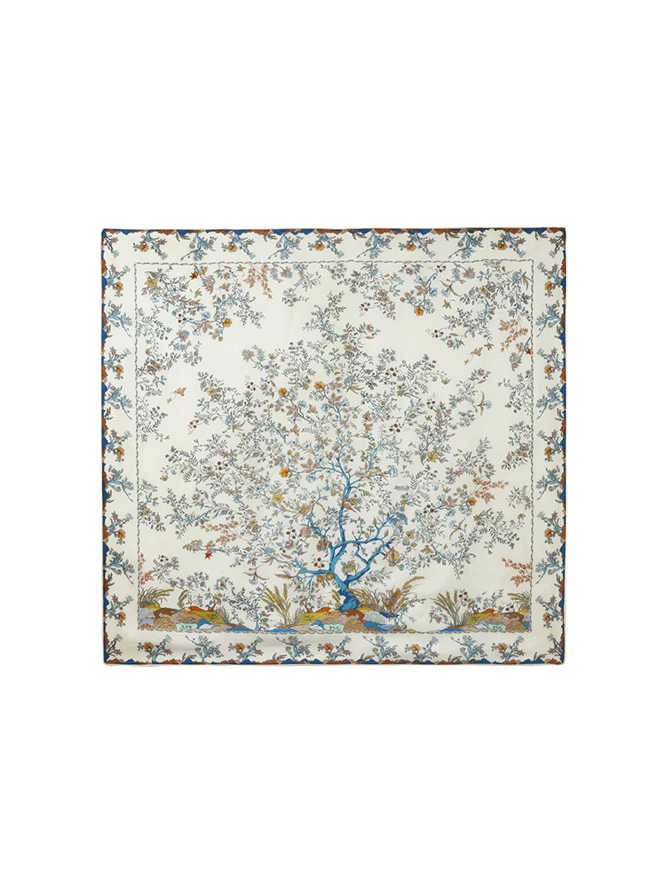 90 Square Printed 14 Momme Mulberry Silk Scarf | GOELIA