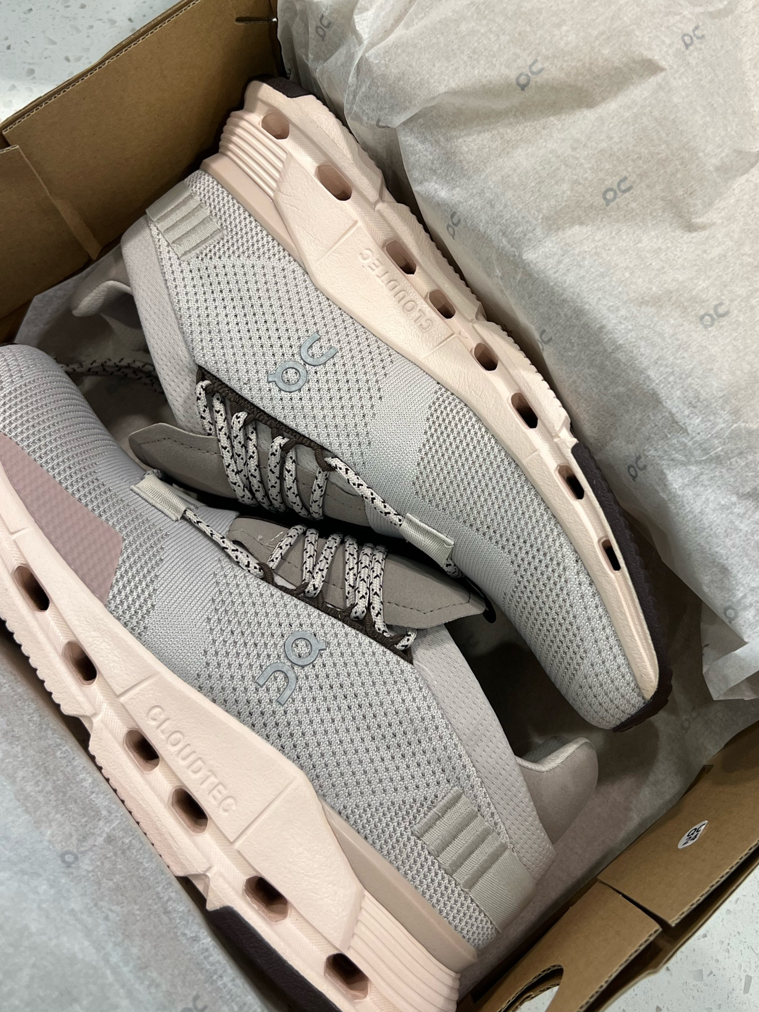 the everyday shoe I cannot live without 

#LTKworkwear #LTKfitness #LTKGiftGuide