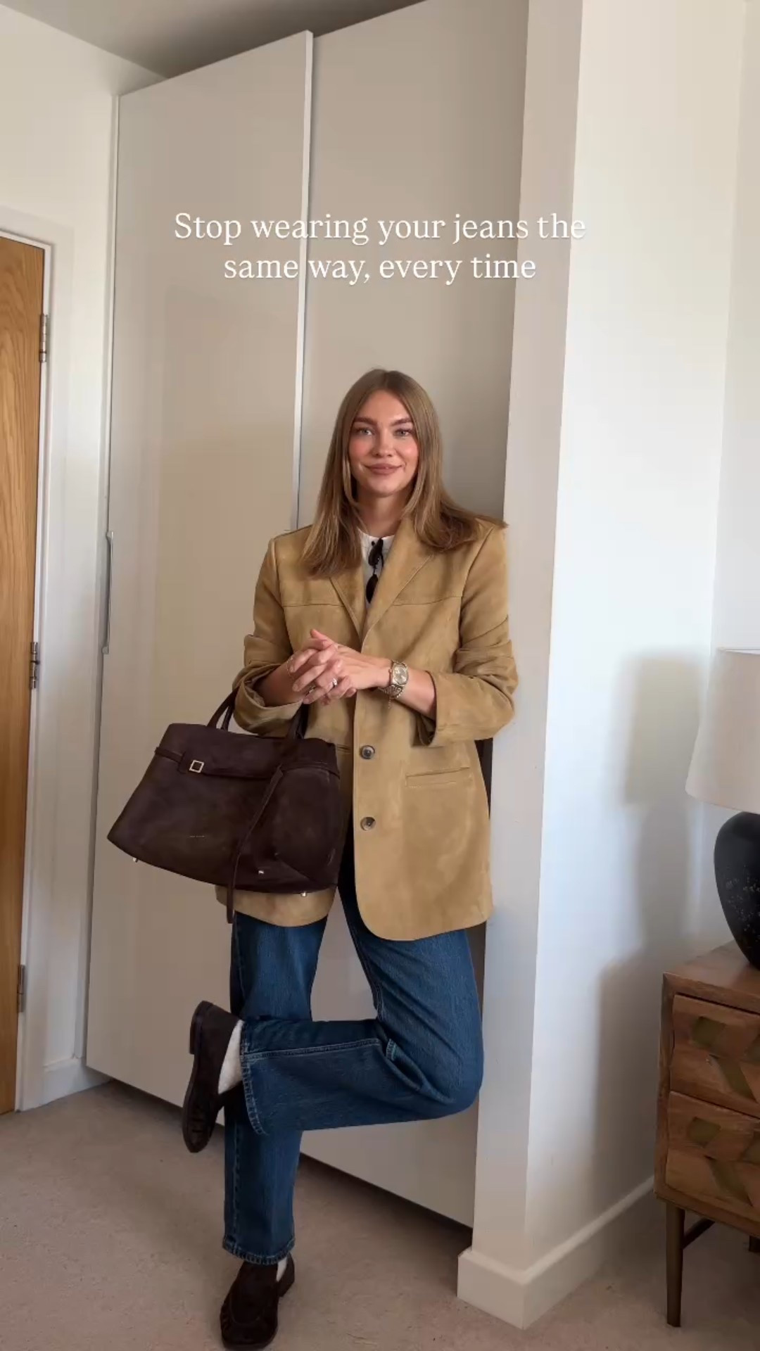 Styling my new Abercrombie jeans - I’m wearing size 26 Long
Everything else I’m wearing linked! 
How to style jeans 