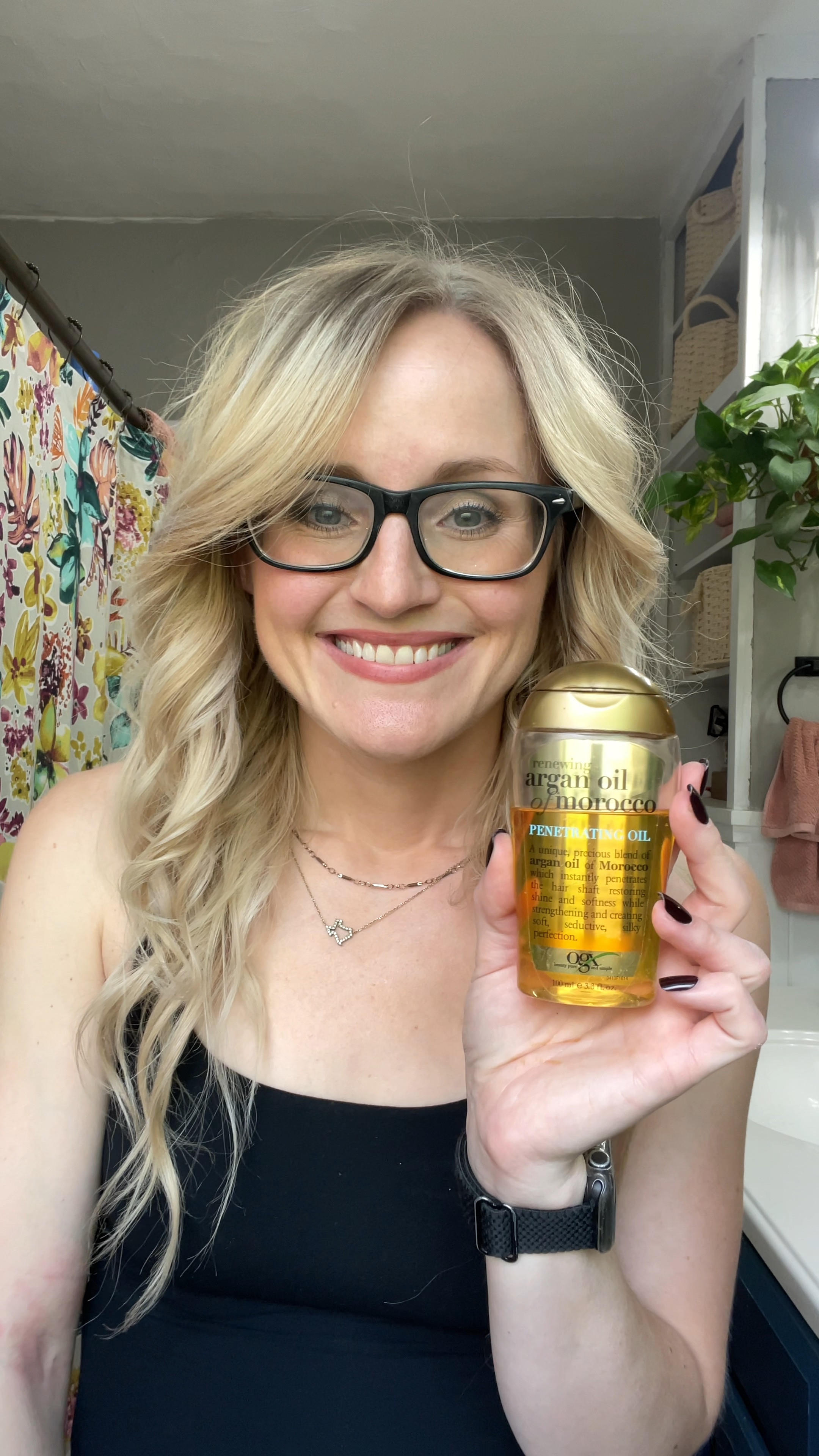 This renewing argan oil has been so great for my hair! With my hair being very fine and thin, I am always hesitant to use oils, because a lot of them leave my hair feeling greasy or weighed down, but this one doesn’t! It just leaves my hair feeling hydrated and soft. ✨

#LTKFindsUnder50 #LTKBeauty #LTKStyleTip