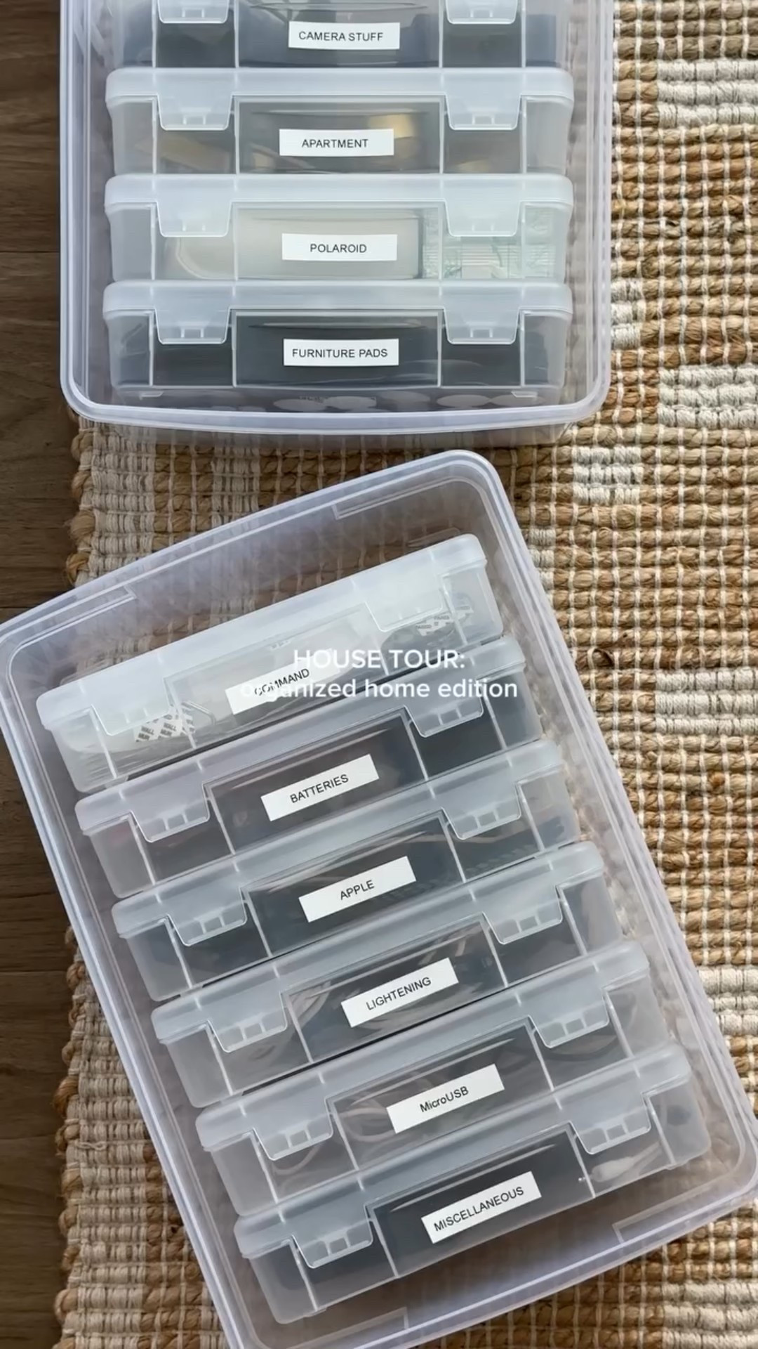 house tour! but make it ✨organized✨

#organizedhome #organization #kitchenorganization #kitchenorganizer #organizewithme #cleanhome #organized #cleantok #aesthetic