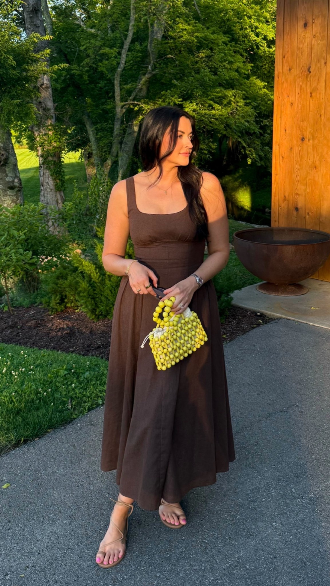 AFTIA is live for 15% off this weekend. The Dylan dress @abercrombie is so gorgeous on! I was worried about it accentuating my hips, but it’s actually so flattering! It comes in 100% linen (what I’m wearing-size S, Reg) and 100% cotton options.

#LTKootd #LTKSaleAlert #LTKSeasonal