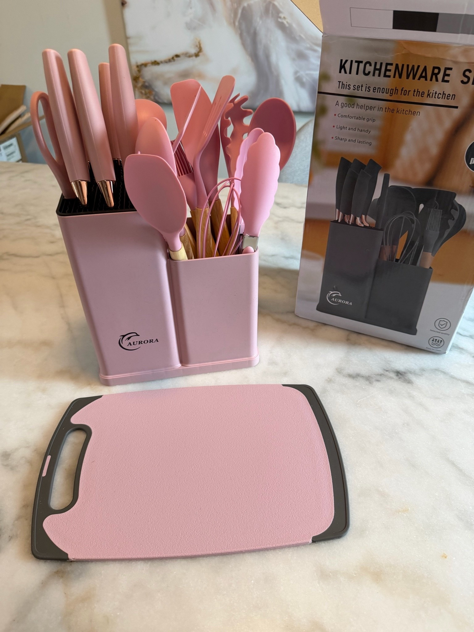 Pink kitchen finds, knife and cutting board set. #pinkkitchen

#LTKHome