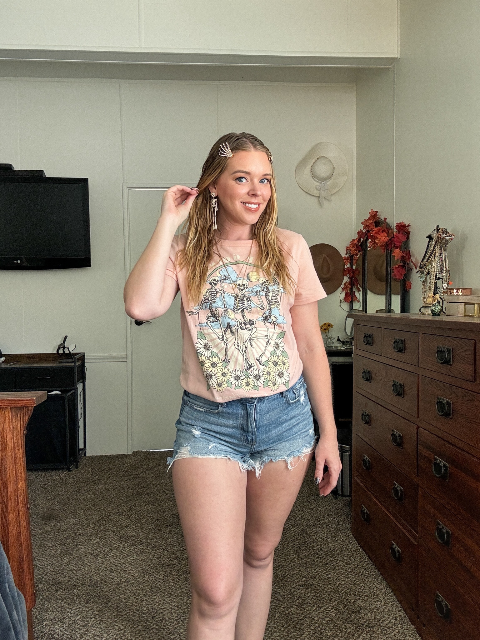 Let’s get spooky! ☠️

#LTKStyleTip #LTKFindsUnder50 #LTKHalloween