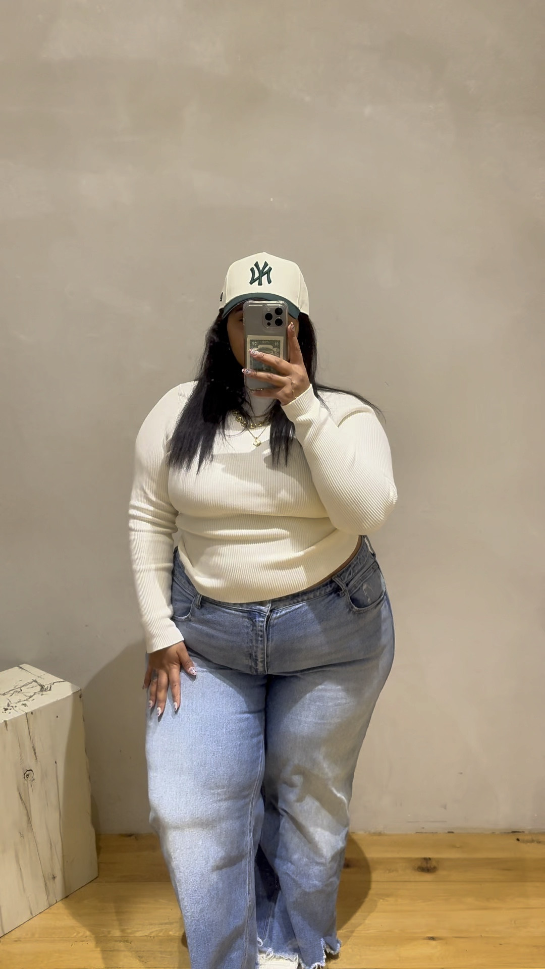 Avec les filles plus size new arrivals