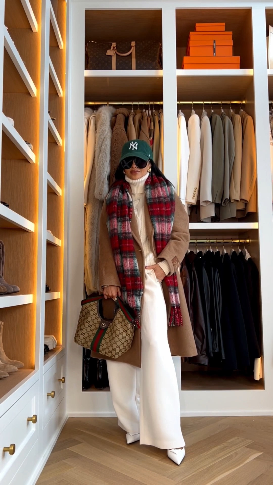 Winter outfit from
Aritzia on sale now!
Wearing an 2XS in everything 
The Lodge pant in Light Birch wearing a 2XS
Gucci Giglio bag small size
Amazon H slippers
Amazon sunglasses



#LTKWorkwear #LTKSeasonal #LTKSaleAlert