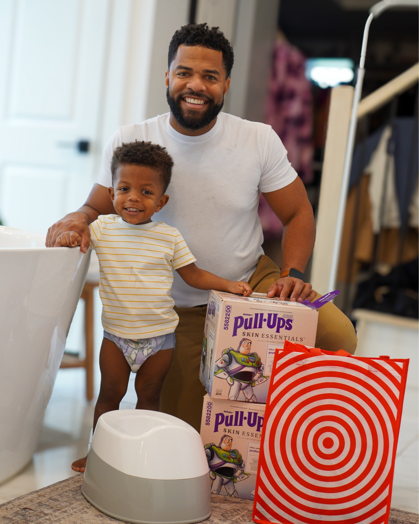 #Ad @Huggies and @Pullups strike again, with their NEW Skin Essentials diapers, wipes and training underwear! 

The diapers have blowout blocker, wetness indicator, are curved & stretchy to fit and a 100% breathable outer cover and are dermatologist-approved. Much like the diaper, the Pull-Ups Skin Essentials training pants are ultra soft and breathable to help protect sensitive skin. It also has a cool feature with exclusive graphics from Disney’s Buzz Lightyear that fade when wet, teaching kids to stay dry. Stock up at @target today, and make potty training a little easier. #Huggies #PullUps #TargetStyle #SkinEssentials #TargetPartner #Target