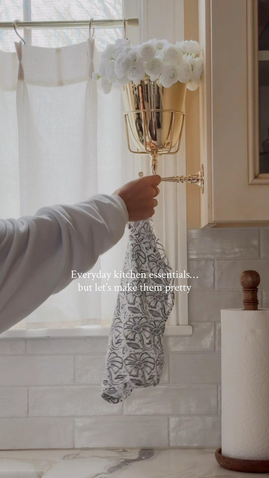 Everyday kitchen essentials..but let’s make it pretty.

Some might say (my husband) that this is just another excuse to buy things. 

I, however, bed to differ. I’m in this dang kitchen more than I care to be. I might as well have pretty things around me. 

Kitchen counter styling, kitchen decor, kitchen must 

#LTKSaleAlert #LTKHome