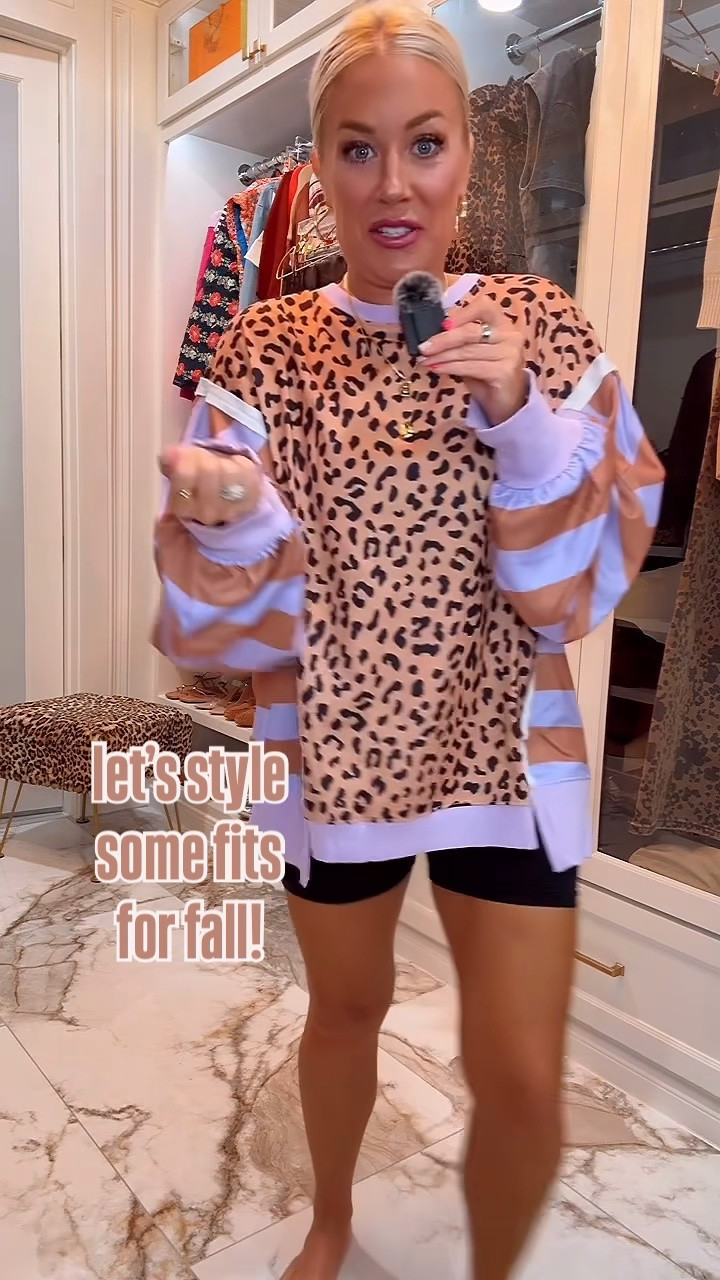 Leopard pullover / XL
Size small in everything else 
Oversized denim jacket size medium