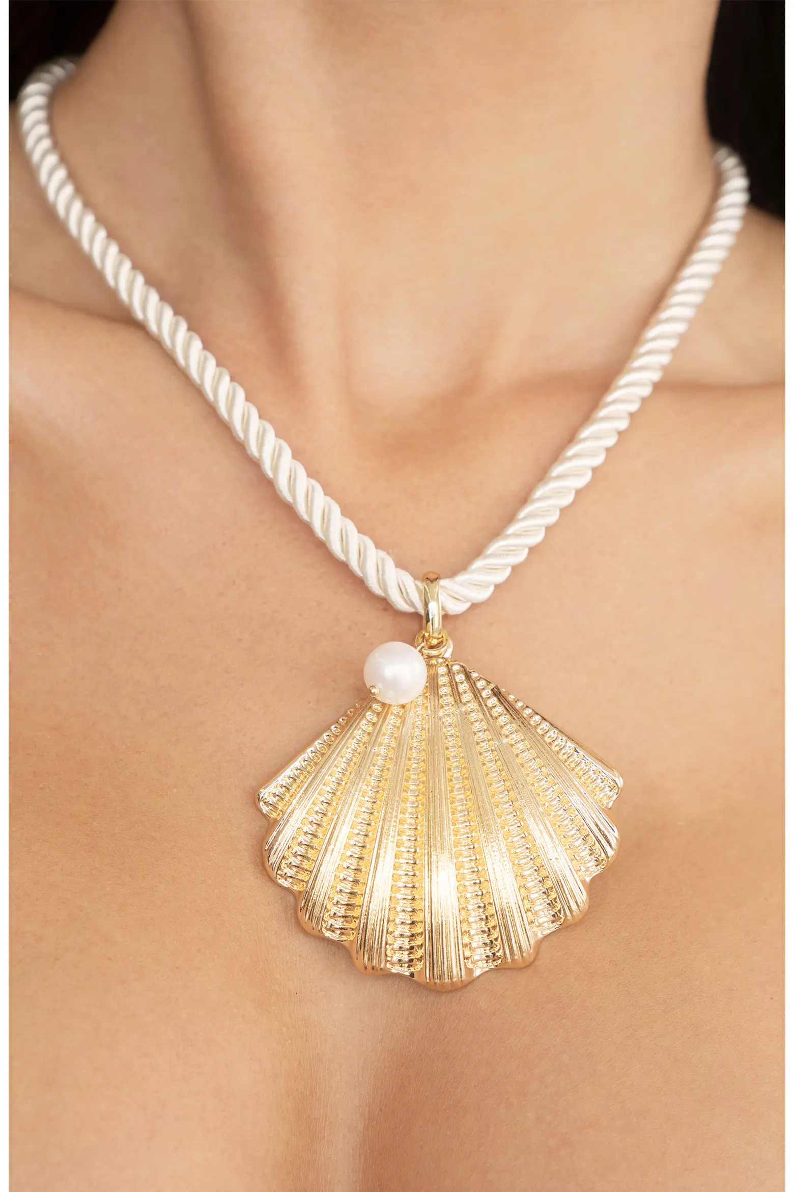 Scallop Shell Pendant Necklace (Women) | Nordstrom | Nordstrom