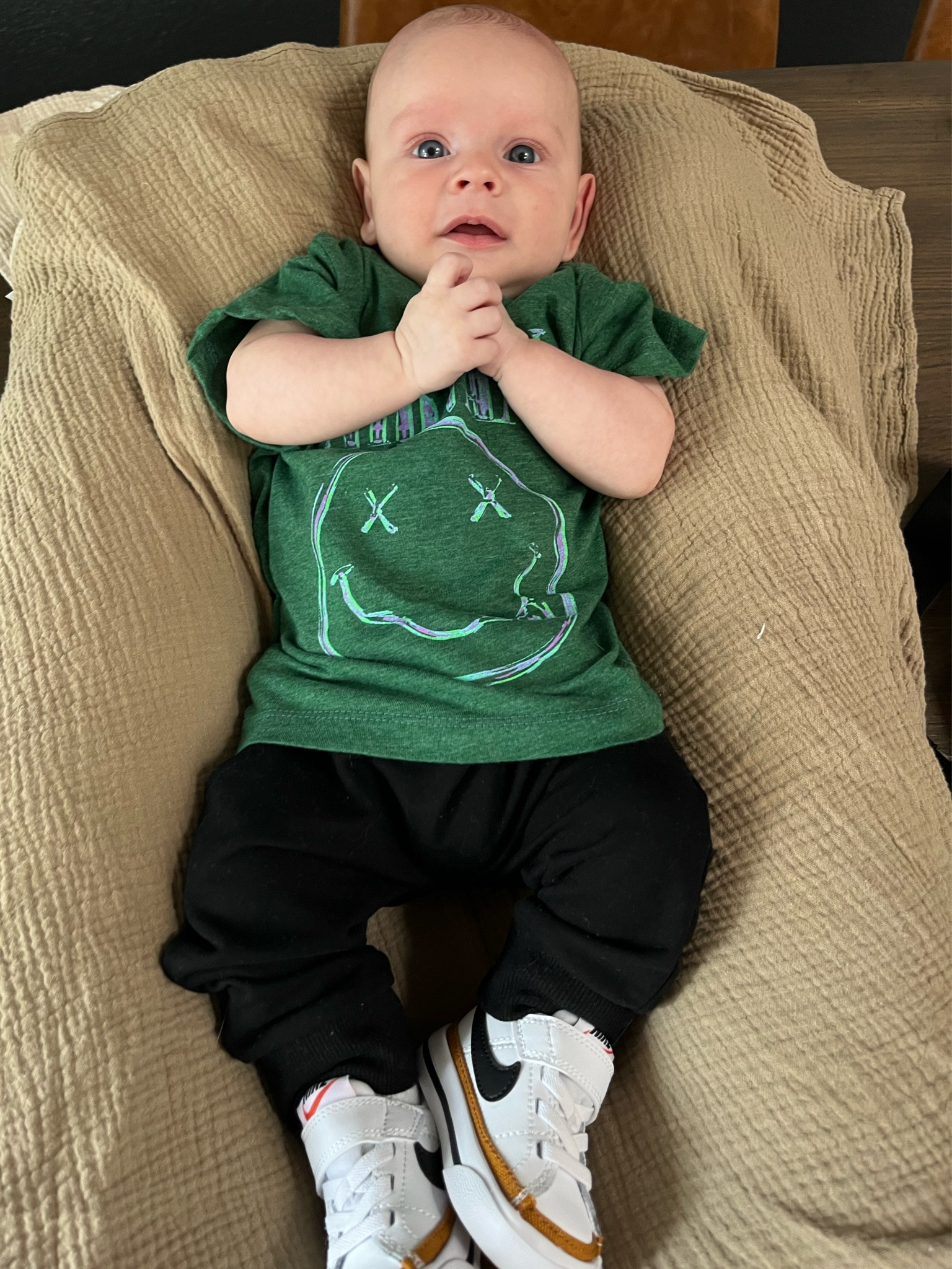 Target: Nirvana tee size 12M 
Nike legacy shoes size 2c 


#LTKkids #LTKfamily #LTKbaby