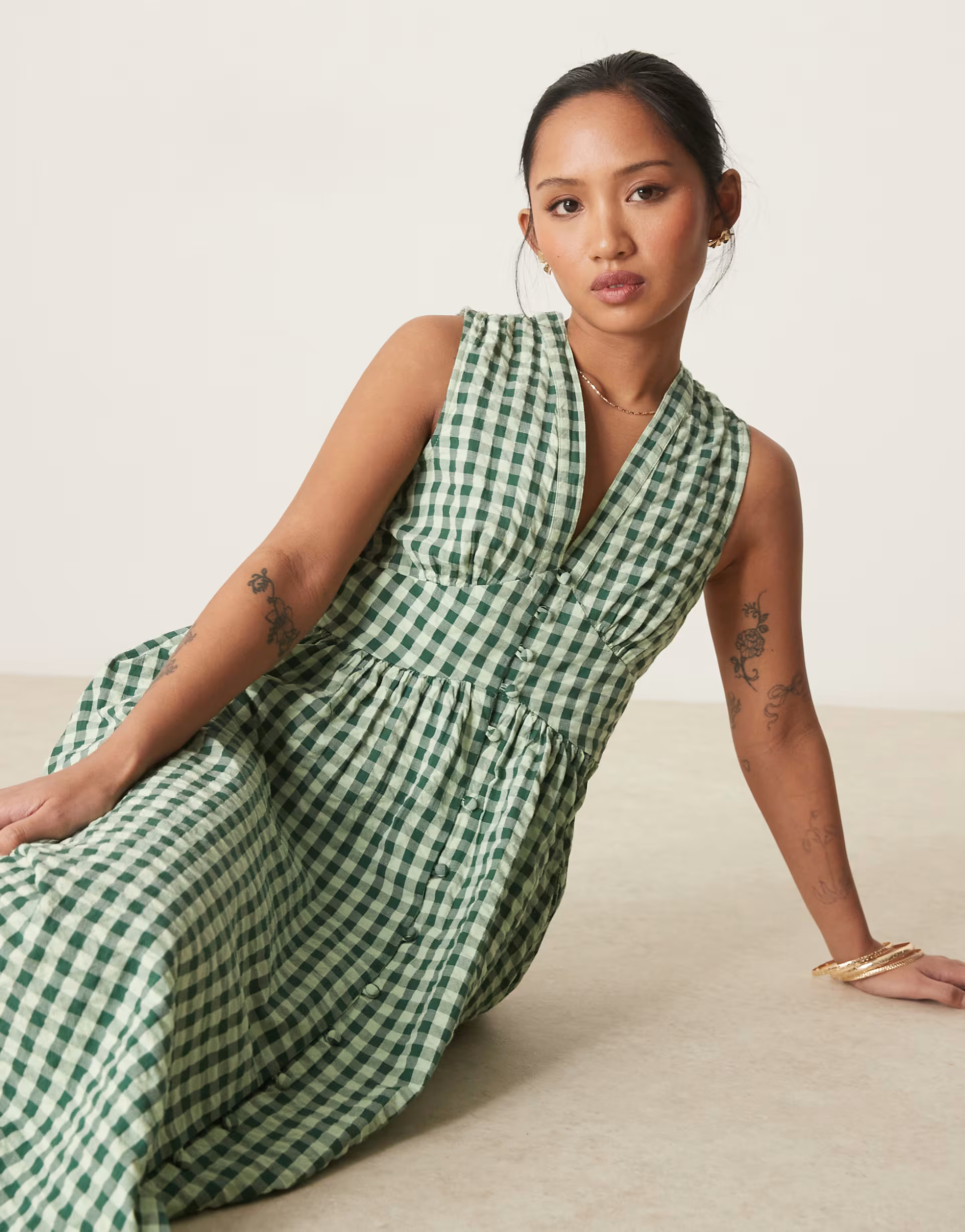 Nobody's Child Petite Starlight sleeveless midaxi dress in green gingham | ASOS (Global)