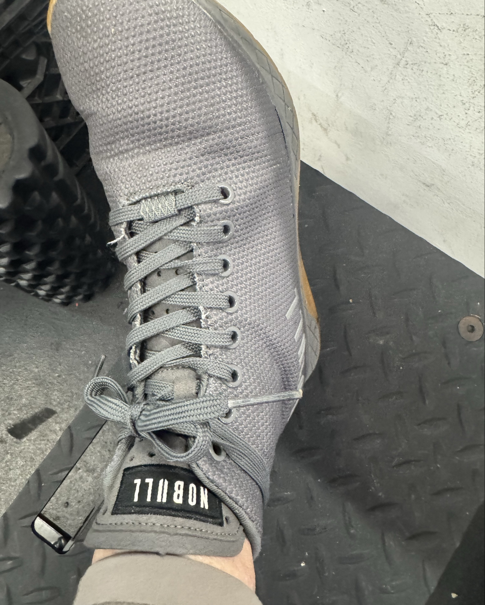 Vintage gym vibes but make it fashion 🖤
Snapped a few shots at this old-school gym that also doubles as the cutest office space. Wearing my favorite comfy + cool pieces today:
✔️ TikTok Shop sports bra
✔️ COMFRT kids zip-up (yes, it fits like a cropped dream for adults)
✔️ UNIQLO leggings
✔️ NOBULL high tops
✔️ Amazon hat—because no outfit’s complete without one

Some items are sold out but I’ve linked similar options below so you can still get the look! 👇
#LTKfit #LTKactivewear #GymOOTD #OldSchoolGym #ComfortStyle #TikTokShopFinds #AmazonFashion #NOBULL #UNIQLOStyle #OOTD #LTKlinkinbio

#LTKActive #LTKStyleTip #LTKSummerEdit