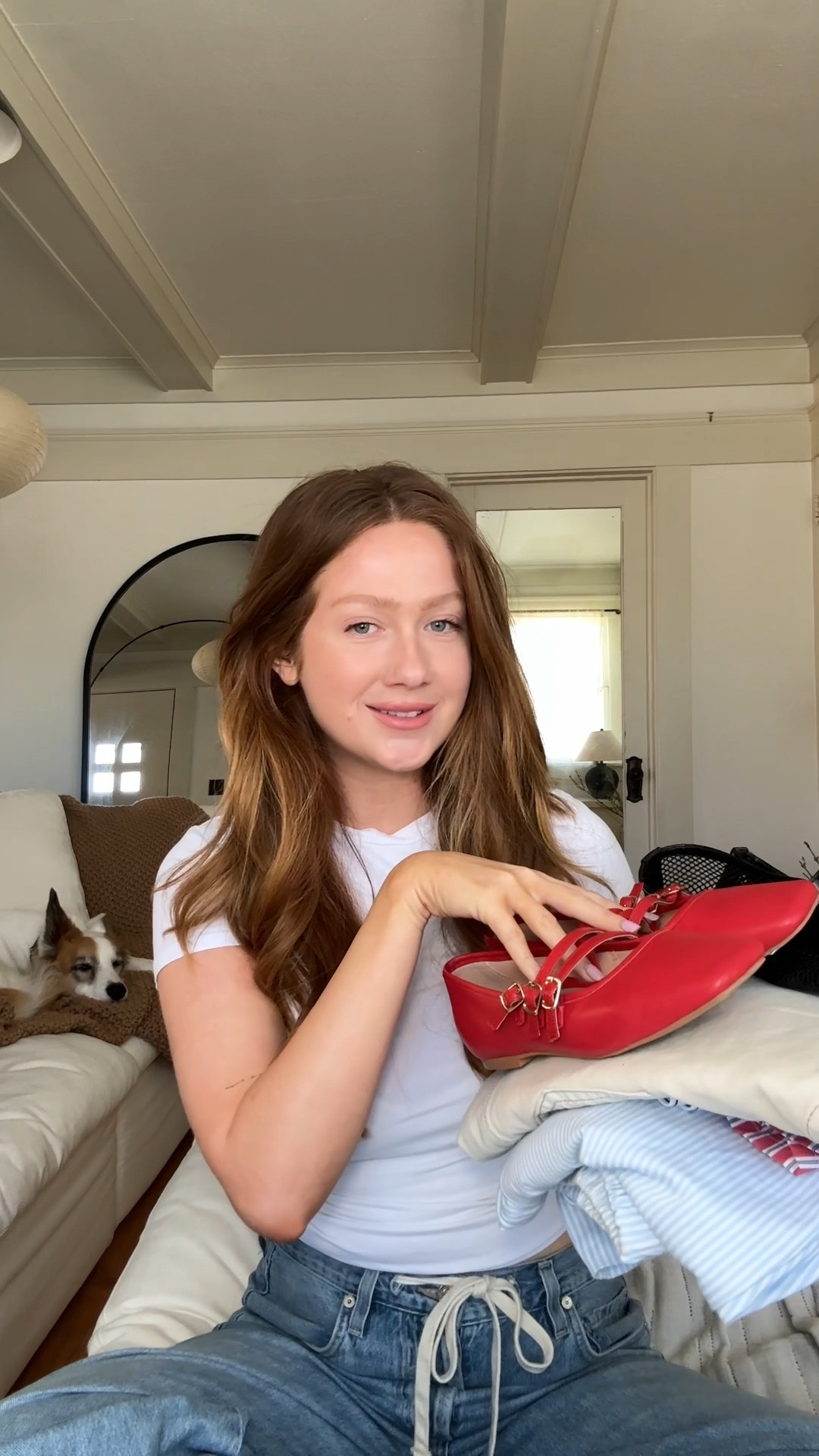 Trying out three viral, Pinterest “cool-girl” trends — the barrel jeans, ballet flats and boxer pants / shorts!

Do you have a fave?? 