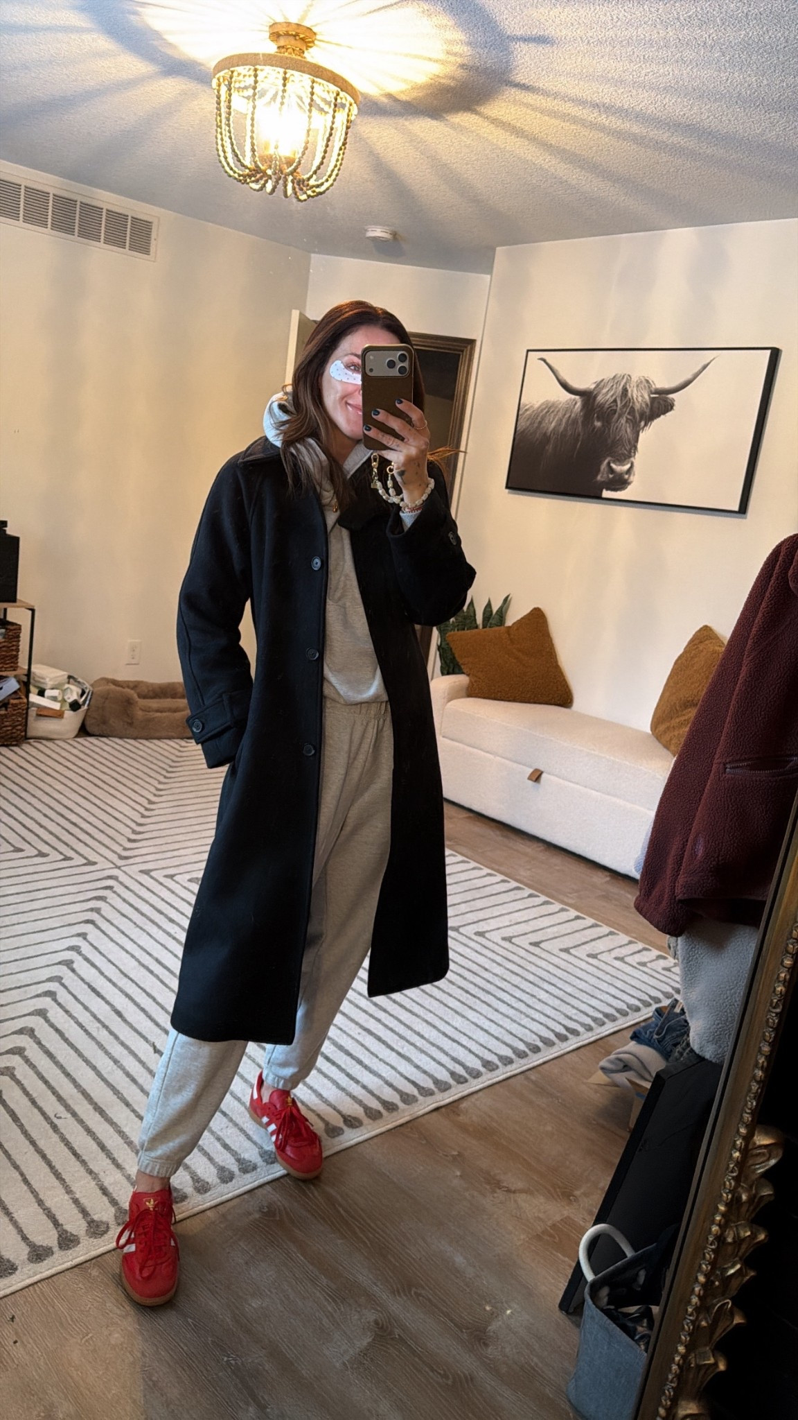 Today’s Cozy outfit!
Wearing size Small in sweatshirt
XS in pants
Jacket- Small


#LTKmomlife #LTKdayinmylife #LTKootd