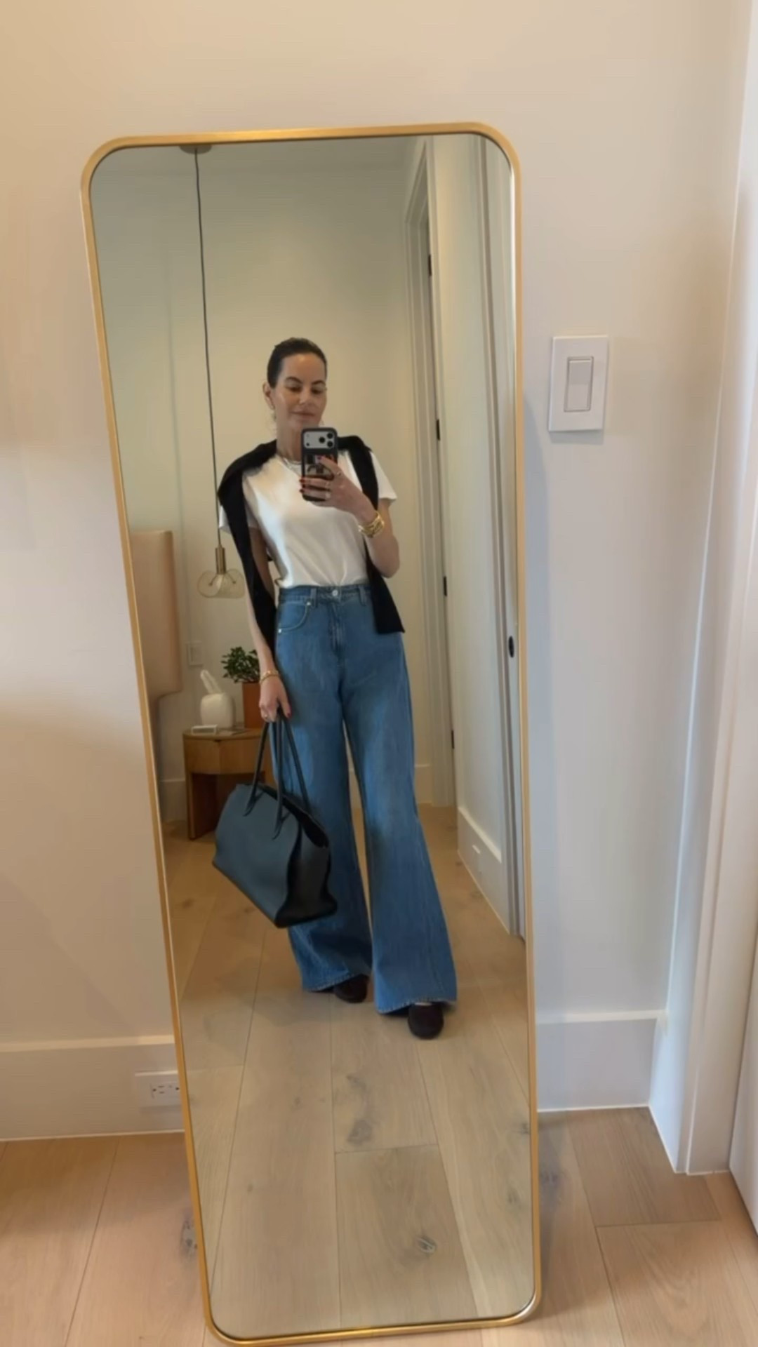 Spring Denim Haul! 3 pieces of denim that are worth every single penny! 


Women’s fashion, spring fashion, spring style, spring outfits, spring outfit inspo, women’s denim, women’s jeans, sweatpant jeans, wide leg jeans, denim shorts, wide denim shorts, baggy jeans, high rise jeans


#LTKOver40 #LTKootd #LTKSeasonal