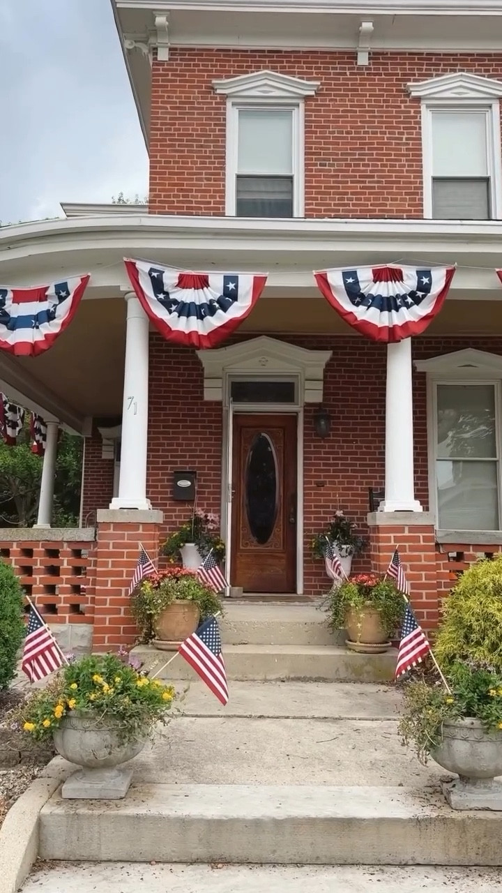 🤍❤️ 

#LTKSaleAlert #LTKFindsUnder50 #LTKSeasonal