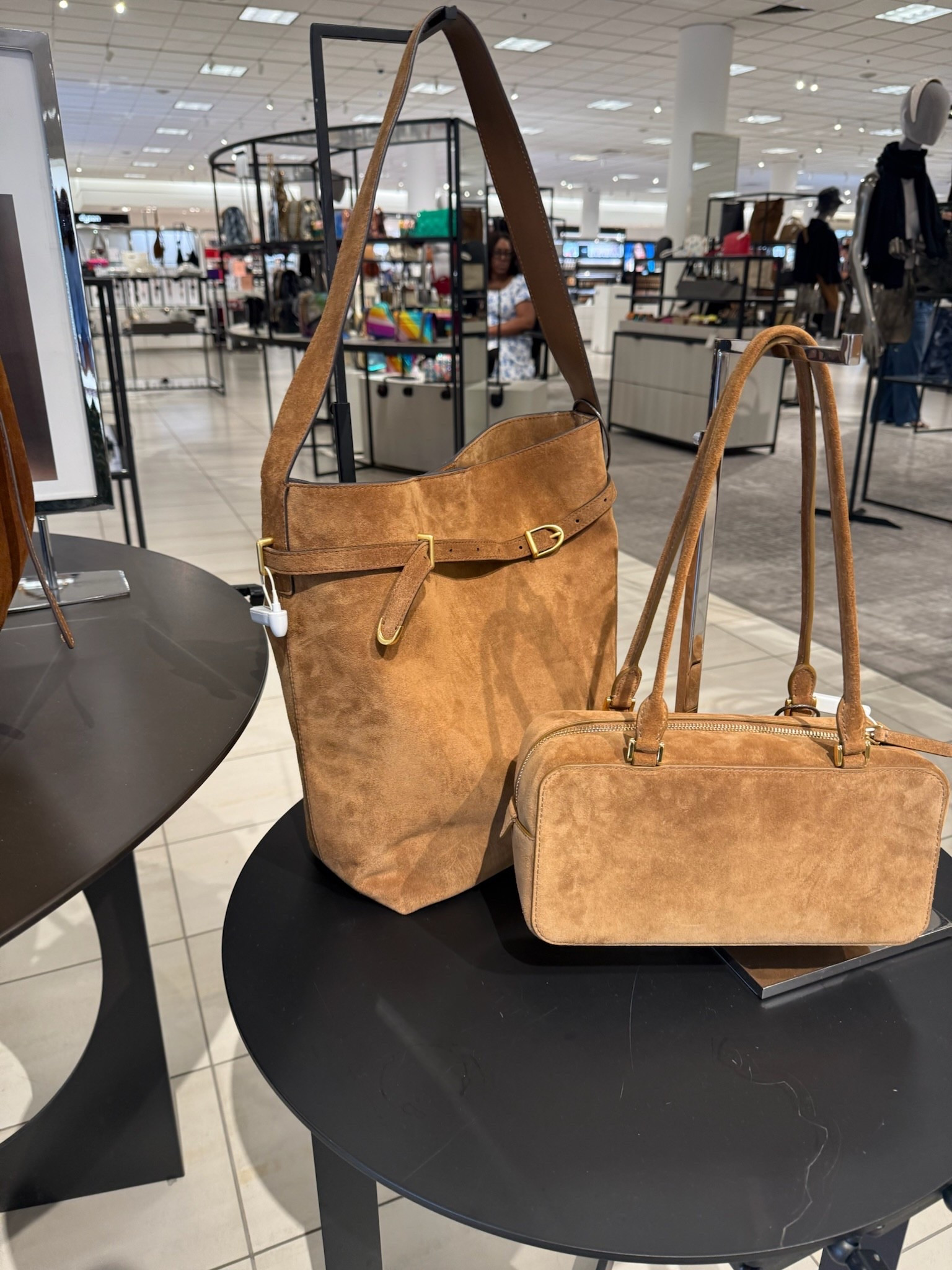 Saw these amazing suede handbags at Nordstrom a few days ago and loved them so much! I love the colors and the texture and they're all perfect for fall. I also like that there's different sizes for different occasions. All bags linked⬆️

#Itkcreator #Itkfinds
#Itkwatchnow #handbag #suede #suedehandbag #nordstrom
#nordstromfinds #fall #falloutfits #fallfashion

#LTKgrwm #LTKootd #LTKHoliday