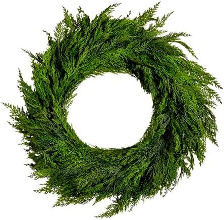 28" Cedar Wreath | Amazon (US)