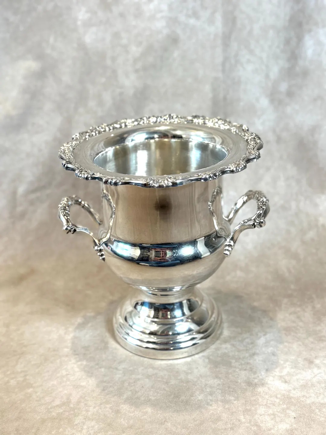Vintage Oneida Silver Plate Wine Cooler, Pedestal Champagne Bucket, Ornate Handles, Barware | Etsy (Global)