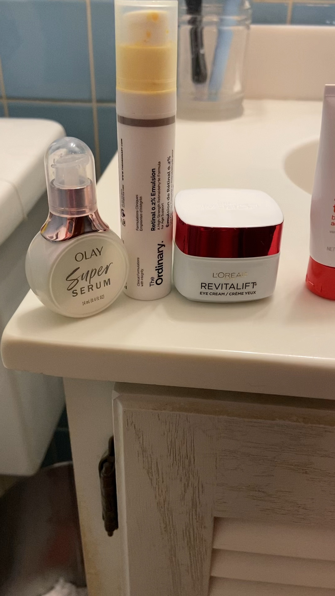 Skincare routine - this is my nightly routine. All items are very price friendly and leave my skin feeling nourished the next morning without feeling greasy.  


#skin #skincare #nightroutine #frownies #loreal #olay #theordinary #under20 #budgetfriendly

#LTKBeauty #LTKStyleTip #LTKFindsUnder50