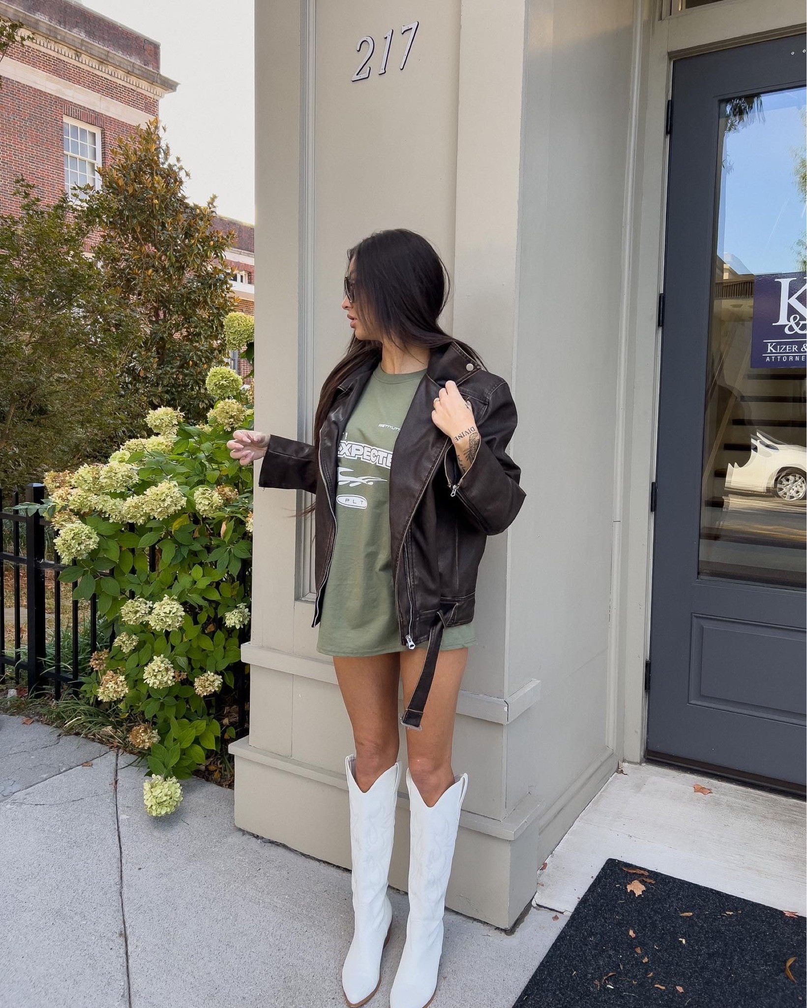 My kinda fall look 🍓💌🧨 
TOP IS 30% OFF

#LTKsalealert #LTKfindsunder50 #LTKstyletip