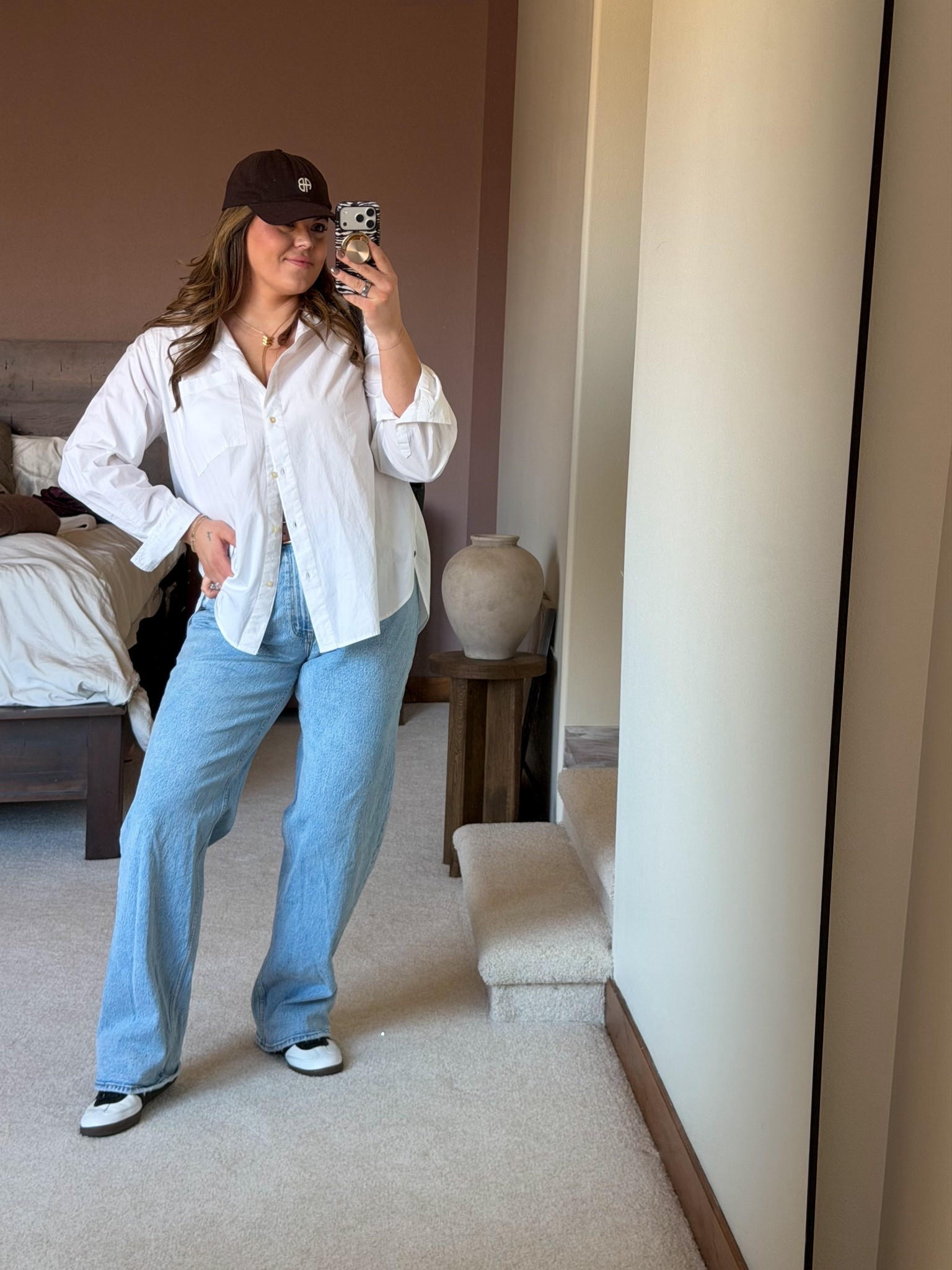 Mid size and size 14 casual outfit of the day!!

Follow for more realistic outfit ideas on a realistic body 💕
....
Size 14, midsize, postpartum, Mom outfits

#ltkplussize #ltkmomlife #ltkmidsize