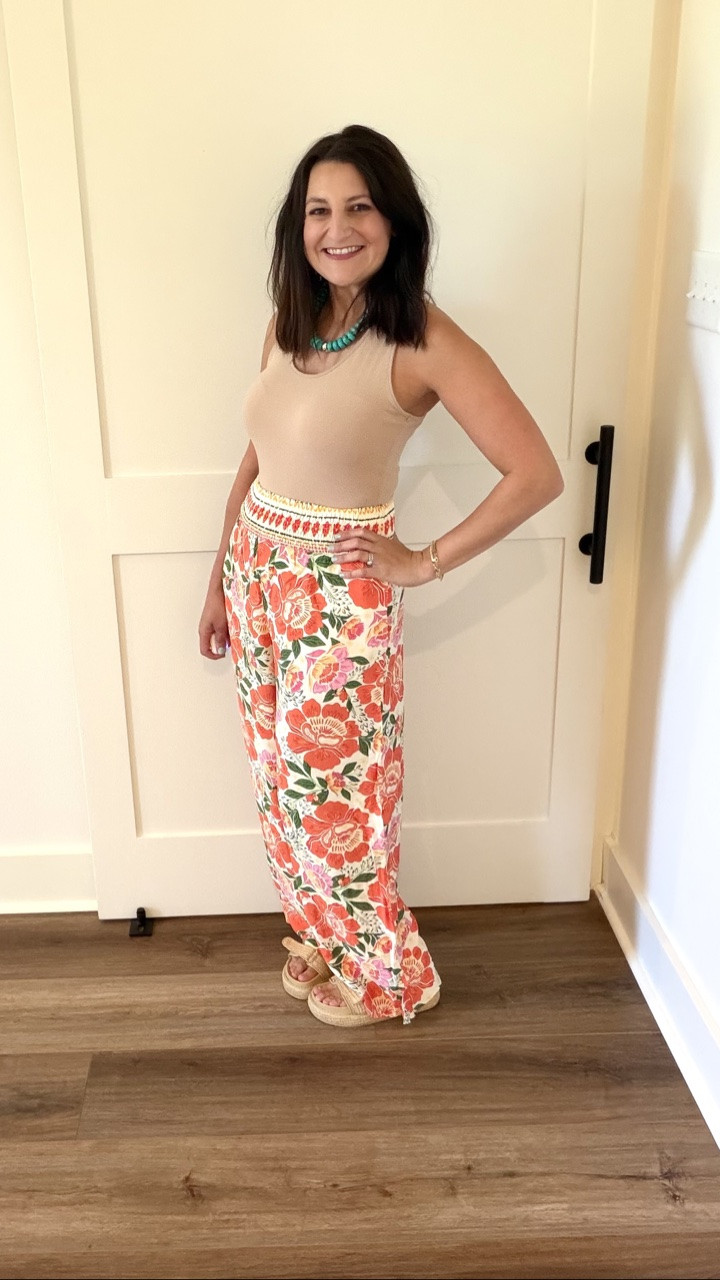 Ok… Totally fangirling over these pants! 🌸☀️🍊🩵

#summervibes #amazonfinds #funclothes

#LTKmomlife #LTKPetite #LTKootd