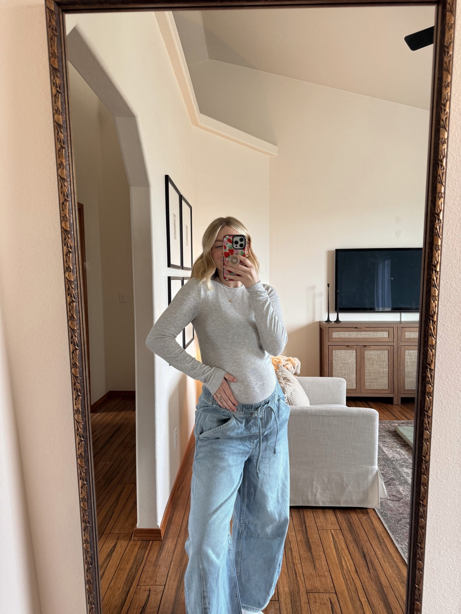 Gap barrell jeans, so comfy and perfect pregnancy jeans! They run big, wearing a small here but also have an xs in a different wash that fit better 

#LTKBump #LTKStyleTip #LTKFindsUnder100