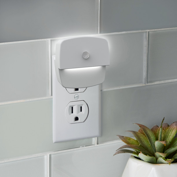 Better Homes & Gardens LED Square White Night Light, 1.5 Watts Day Light DTD&PIR Night Light, Plu... | Walmart (US)