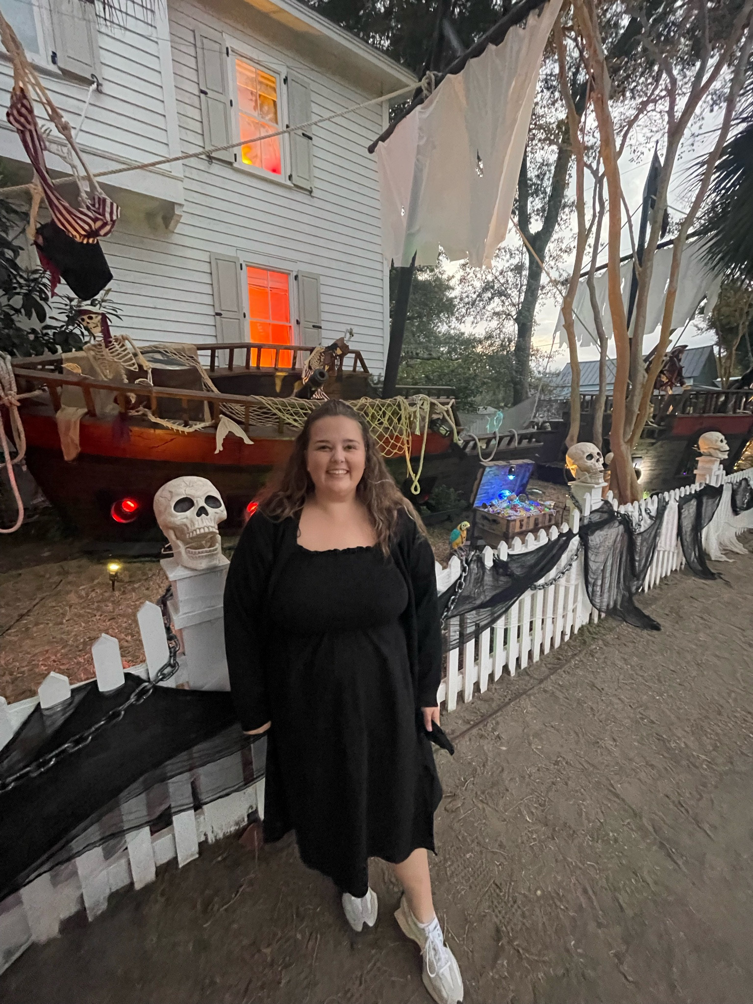 When you live in the south and it’s blazing hot midday but cold at night you keep a sweater in the car at all times to throw over your cute dress. 😂 #fall #fallinthesouth #usa #halloween #charleston #southcarolina

#LTKPlusSize #LTKMidsize #LTKHalloween