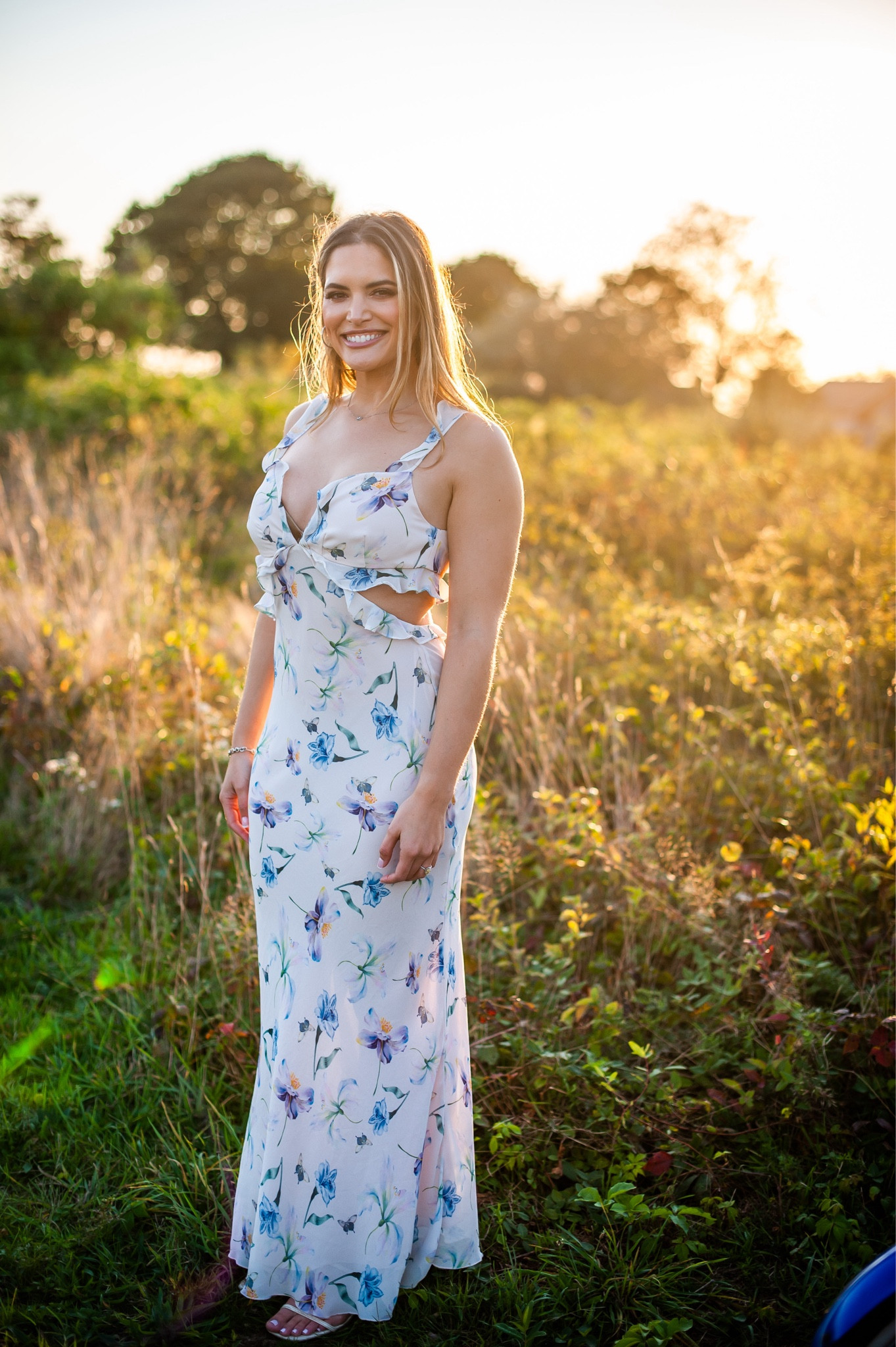 Engagement shoot looks! I rented my dresses and I definitely recommend 2 so that when you get your photos back you have plenty of options! 

#LTKbeauty #LTKstyletip #LTKtravel