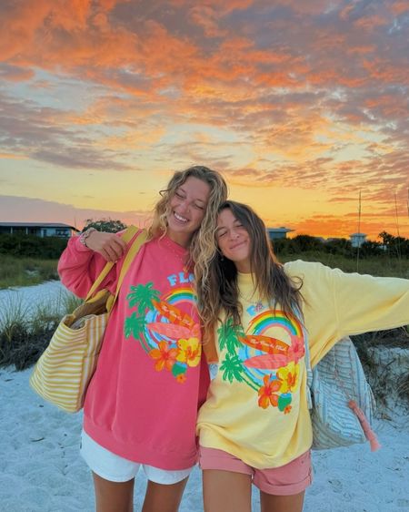 perfect sunrise outfits to throw on🌅 

crewneck, beach outfit, summer outfit, shorts, linen shorts, vacation outfit, beach bag

#LTKTravel #LTKSeasonal #LTKItBag