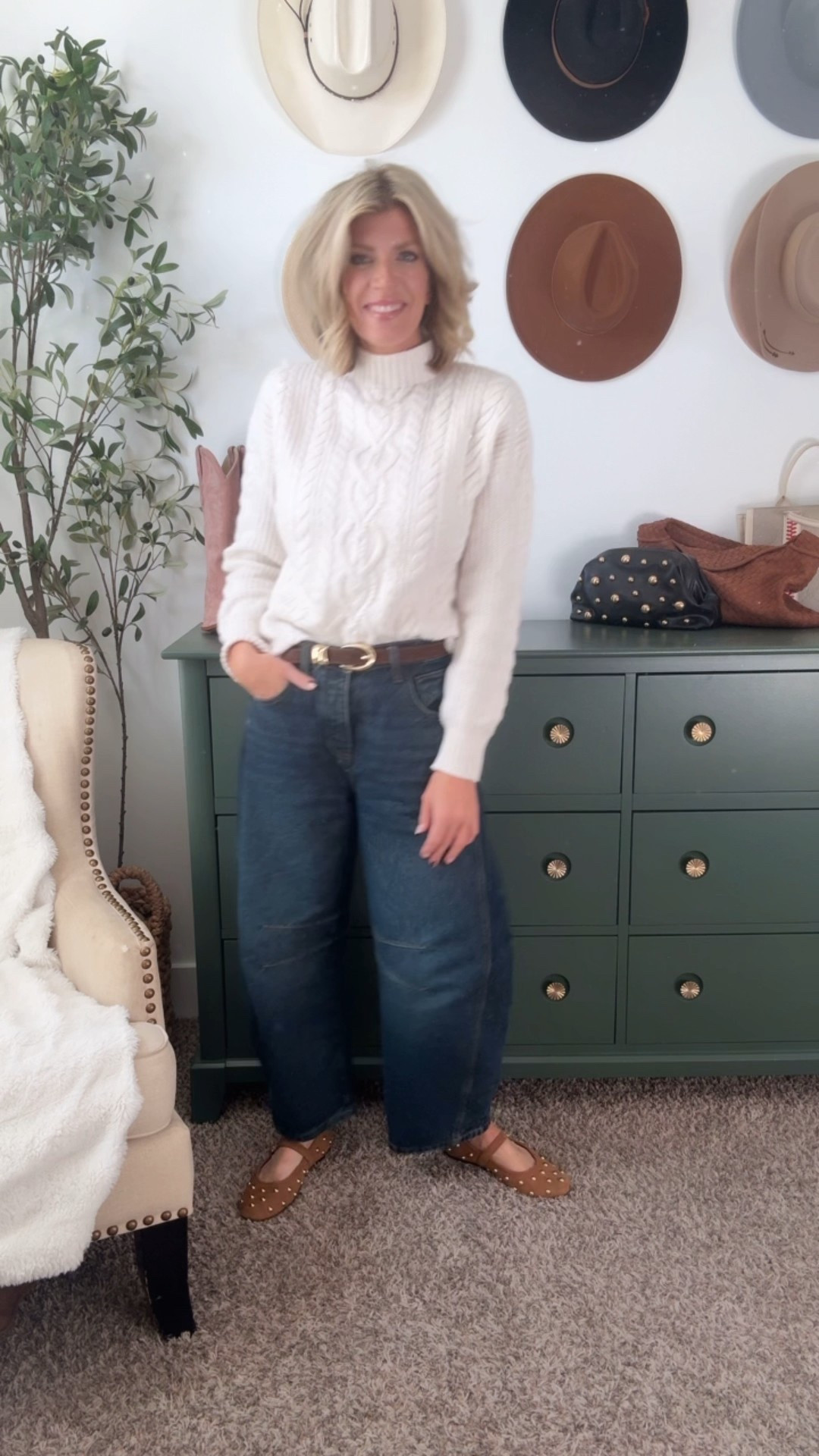 Thanksgiving outfit idea with jeans

#LTKOver40 #LTKootd #LTKHoliday