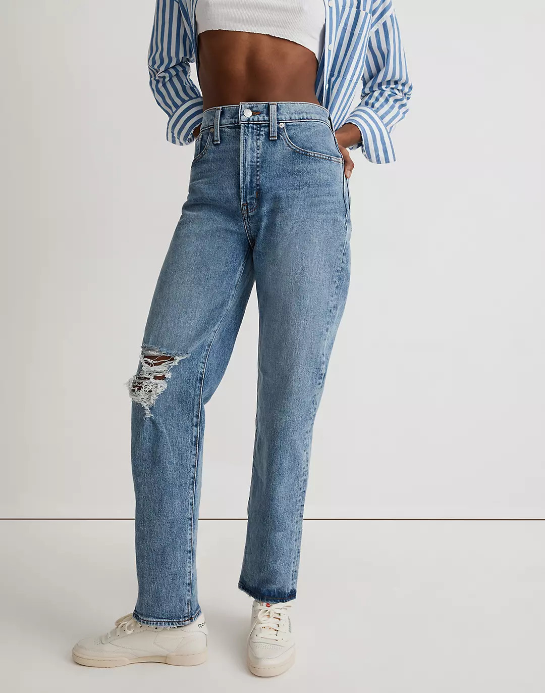 The Perfect Vintage Straight Jean in Kingsbury Wash: Knee-Rip Edition | Madewell