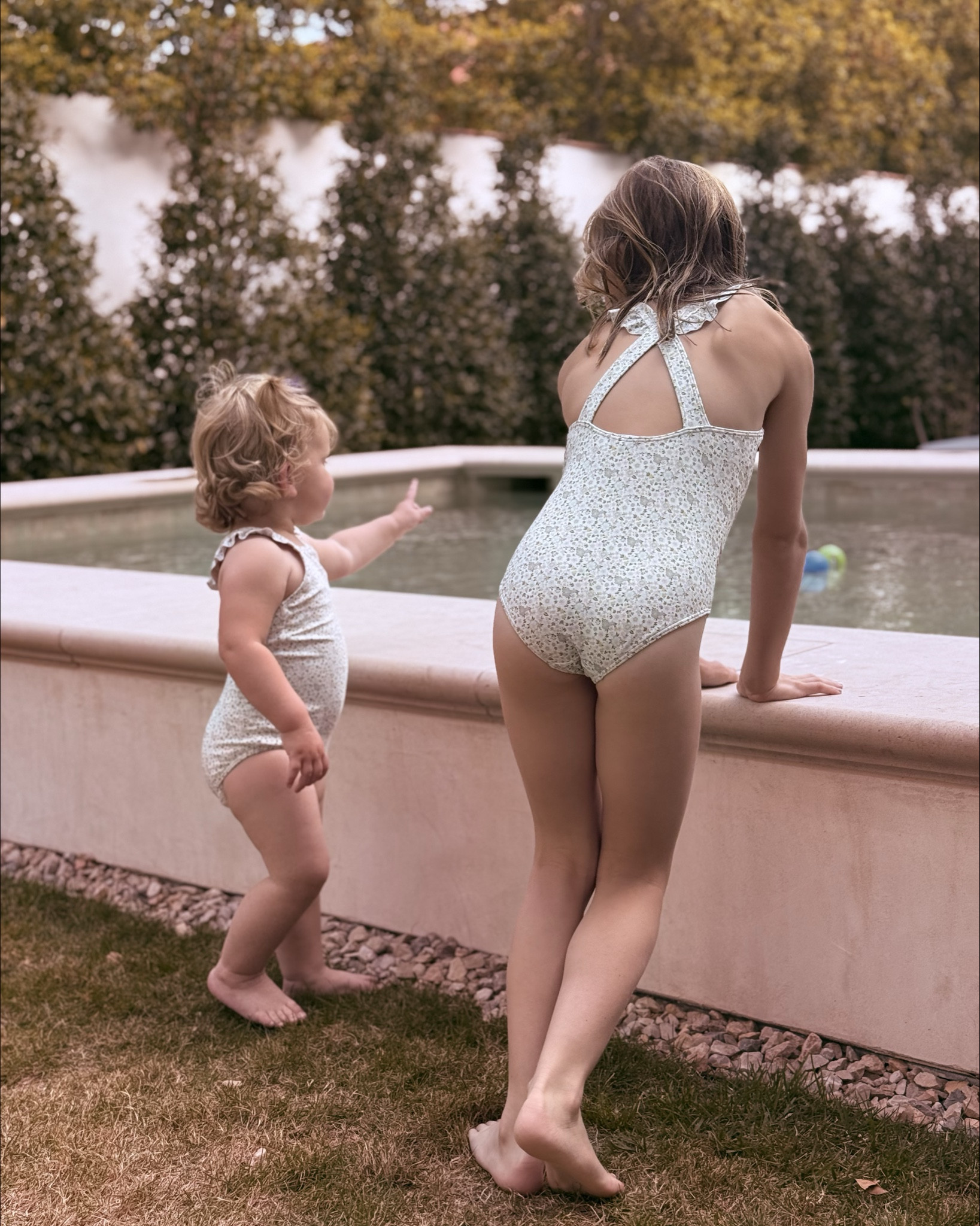 It’s beginning to look a lot like Easter 🐣

#LTKKids #LTKmomlife #LTKdayinmylife