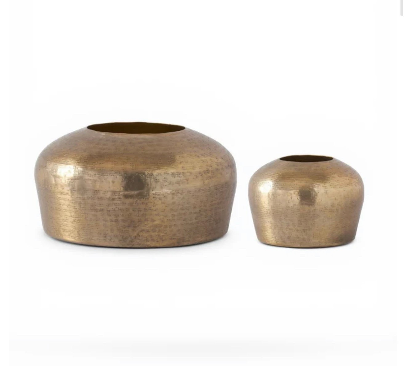 This gorgeous hammered vase from MJ home decor is back in stock!!! 

Hammered gold vase, unique home decor, large vase 


#LTKHome