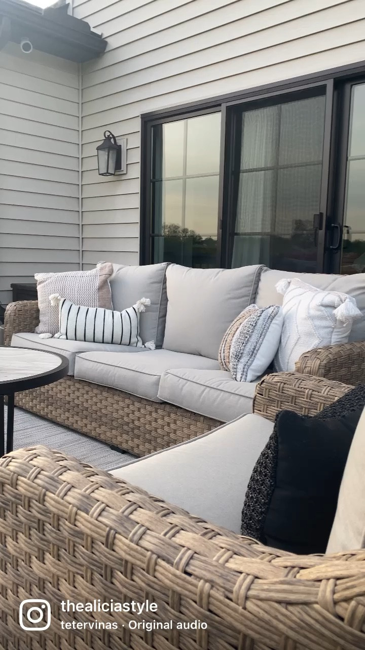 Outdoor, patio, deck, patio furniture, patio set, deck furniture, outdoor furniture, summer, spring, outdoor rug, outdoor pillows

Instagram - @thealiciastyle

#LTKSeasonal #LTKhome